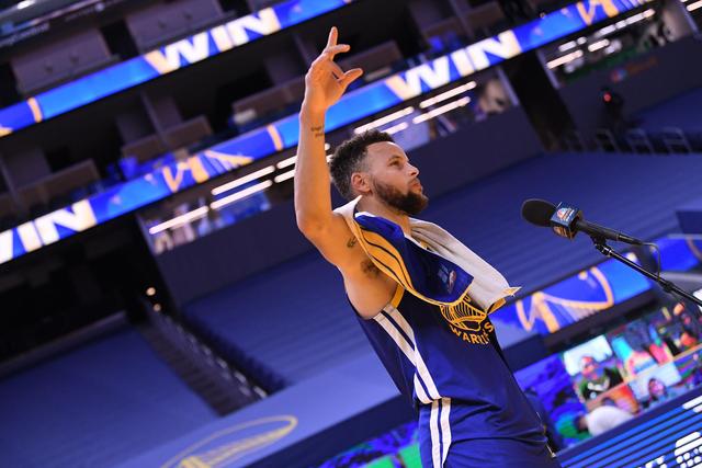 60+三双第三人！琼斯升至CBA历史得分榜第5名